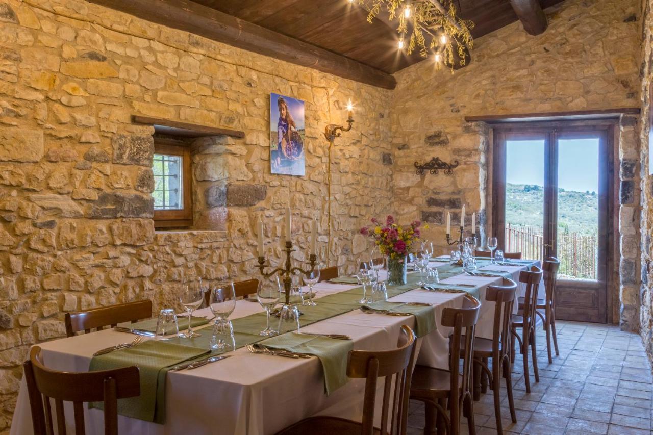 Masseria Fortificata Lo Zafferaneto Buccheri المظهر الخارجي الصورة