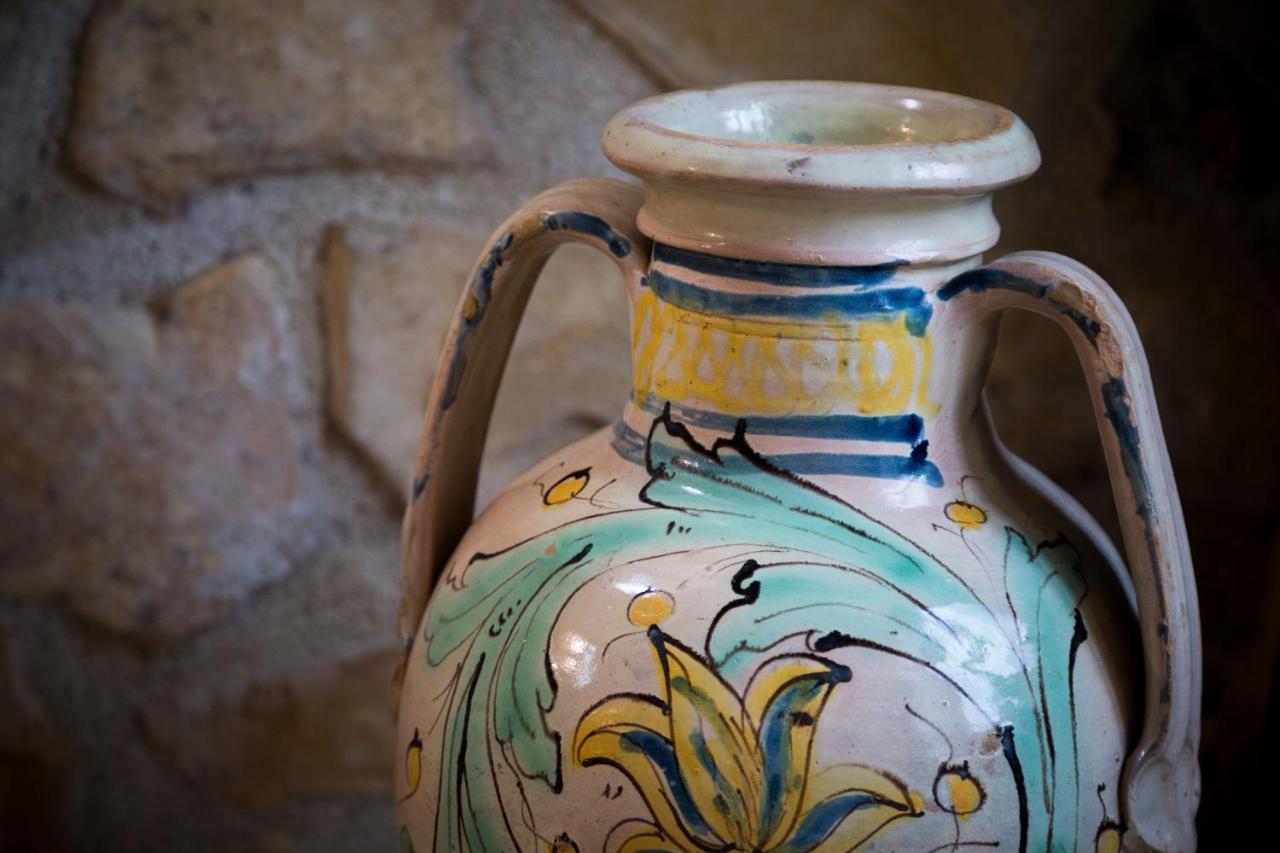 Masseria Fortificata Lo Zafferaneto Buccheri المظهر الخارجي الصورة